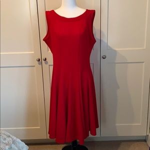 Beautiful sleeveless red dress!